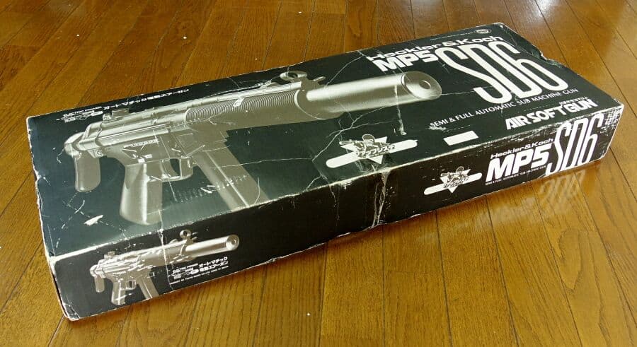 東京マルイ H&K MP5 SD6 200連射マガジン、純正バッテリー＆充電器付