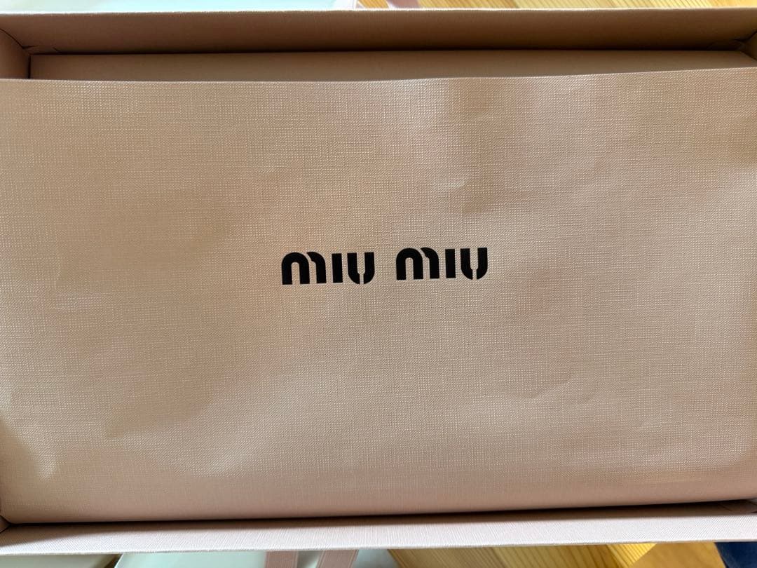 (本日のみ値段/美品)miumiuポロシャツ