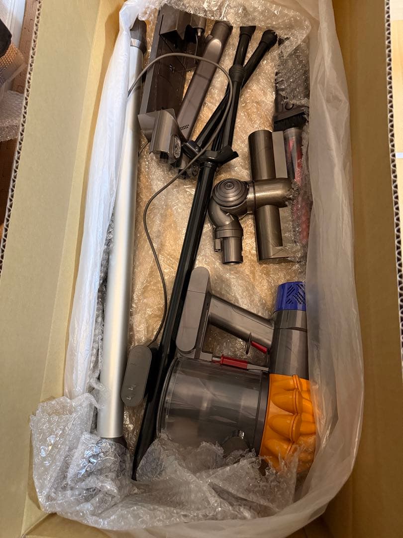 スタンド付】Dyson V6 Slim/イエロー SV07-ENT2 SV07-ENT2 スティック