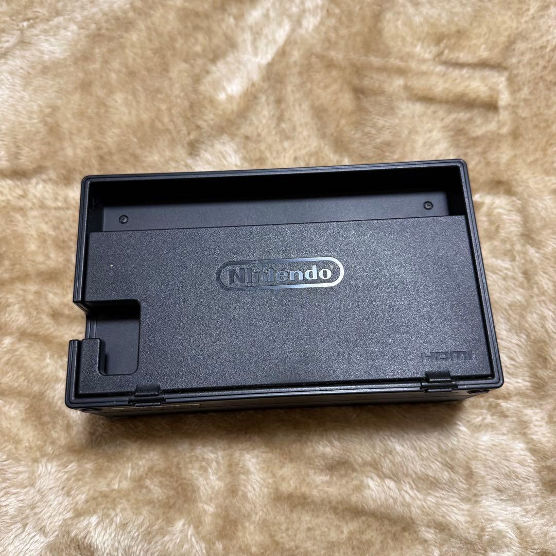 Nintendo Switch 本体 グリーンとピンクのジョイコン