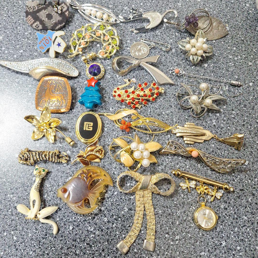ブローチ まとめ売り② 昭和レトロ アクセサリー - メルカリ