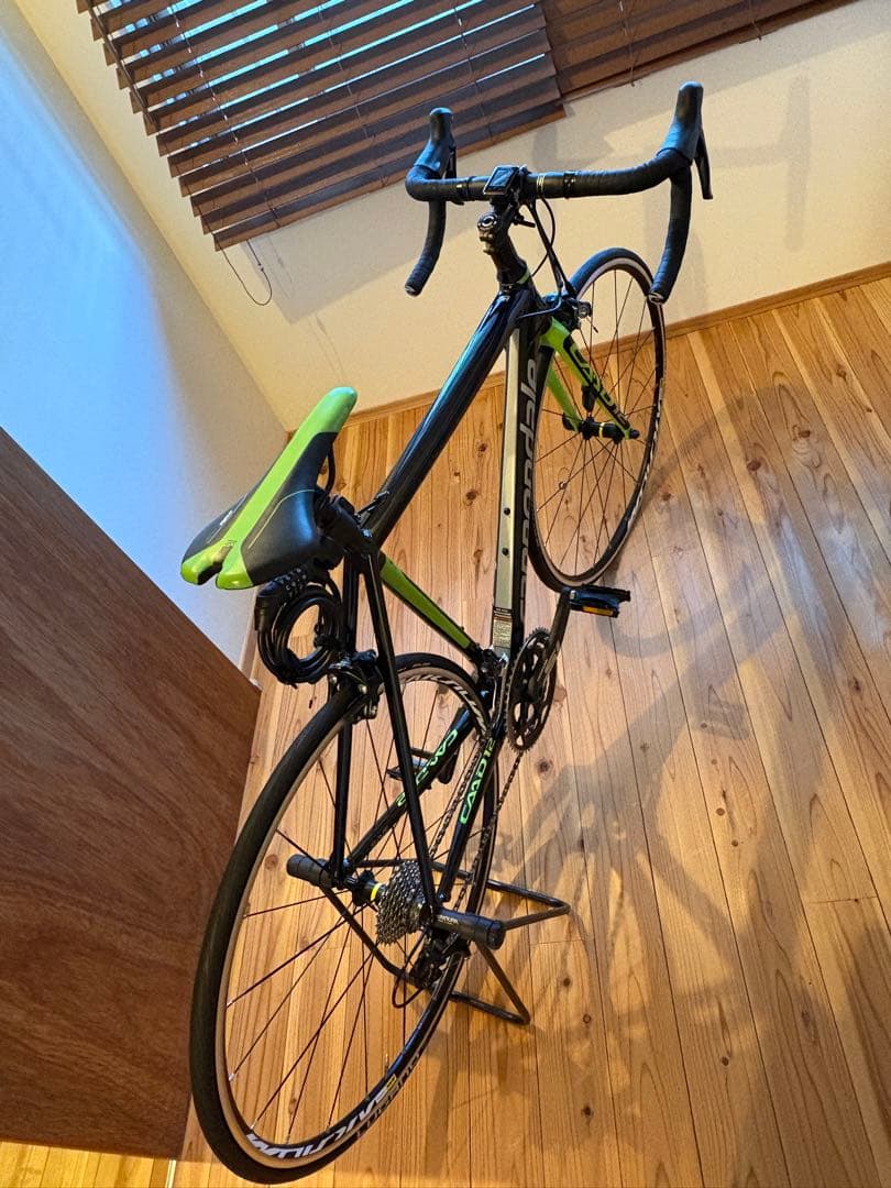 超美品CANNONDALE CAAD12 105 2016年モデル ロードバイク