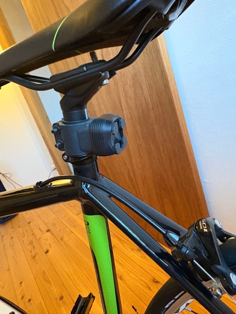 超美品CANNONDALE CAAD12 105 2016年モデル ロードバイク