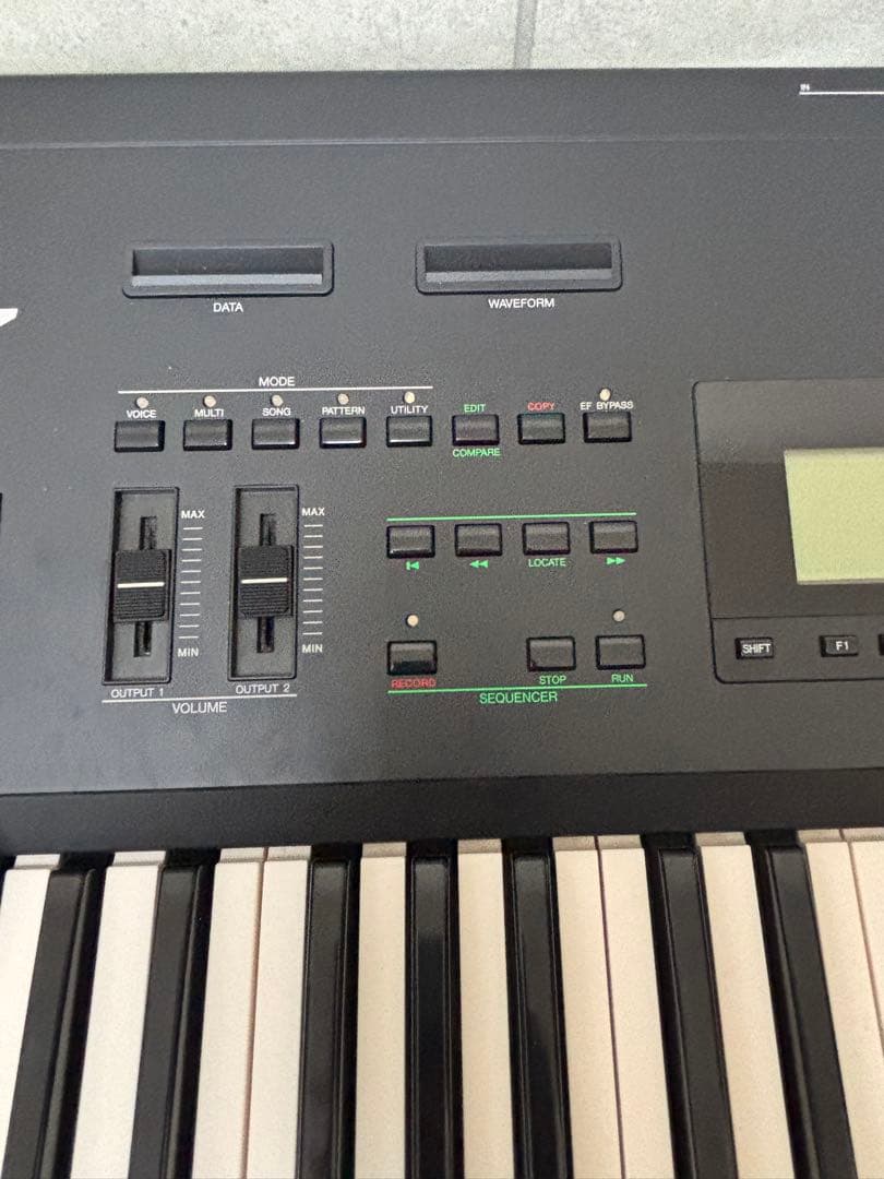 e*a様 YAMAHA ヤマハ SY77 シンセサイザー キーボード 鍵盤音出し