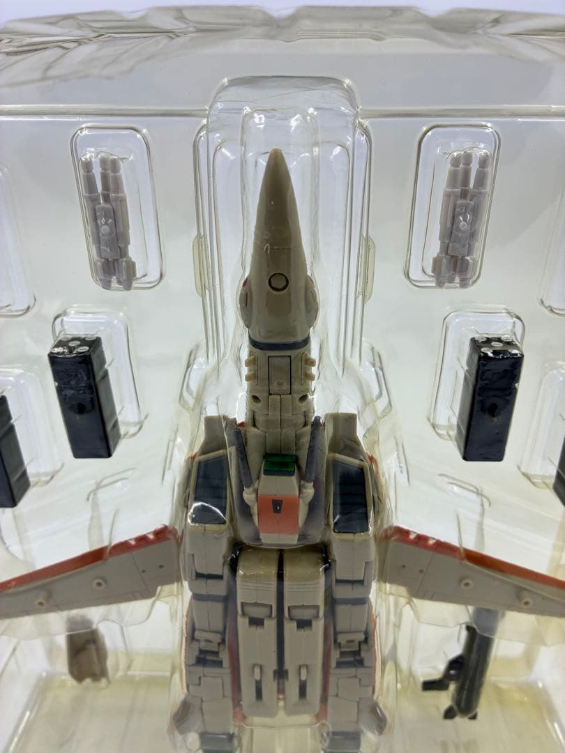 マクロス 1/60 完全変形 VF-1D バルキリー フィギュア