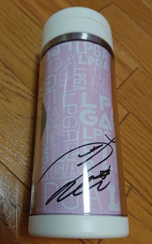 【新品未使用品】松田鈴英選手 直筆サイン入り タンブラー 携帯ポップソケッツ
