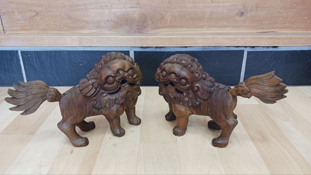 木製虎彫刻 約50cm 茶色 木製の鷲、龍、虎のオブジェ