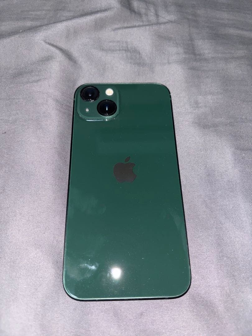 Apple iPhone 13 本体 ミッドナイトグリーン