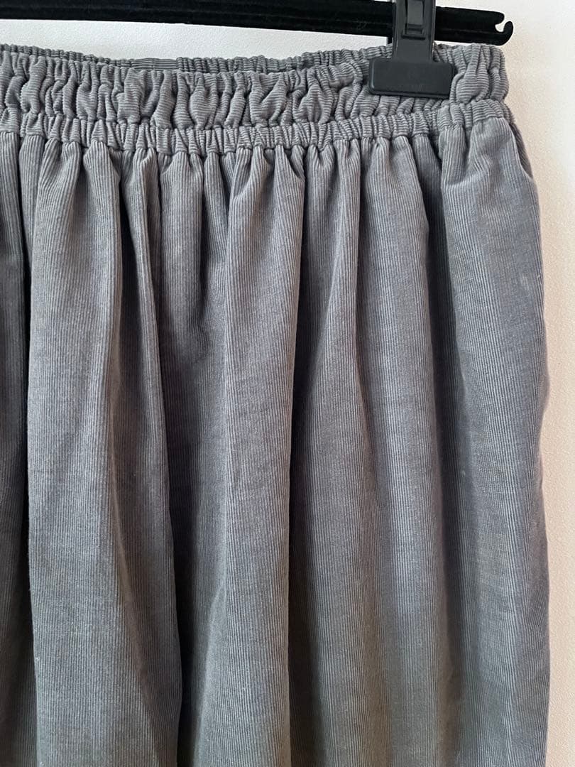 フルーツオブライフ　コーデュロイ　テーパードパンツ