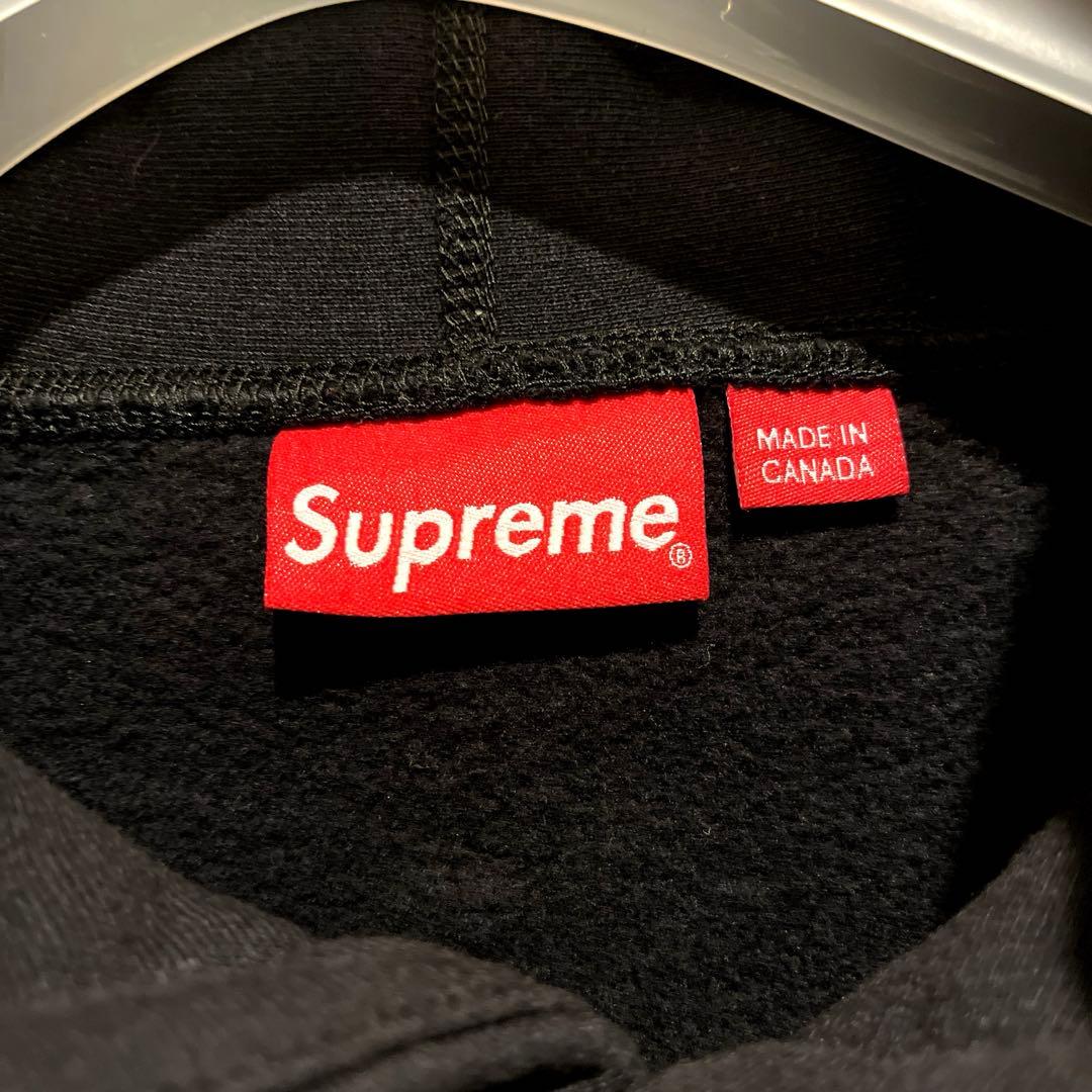 Supreme KAWS チョークロゴ フーディ S ブラック ボックスロゴ