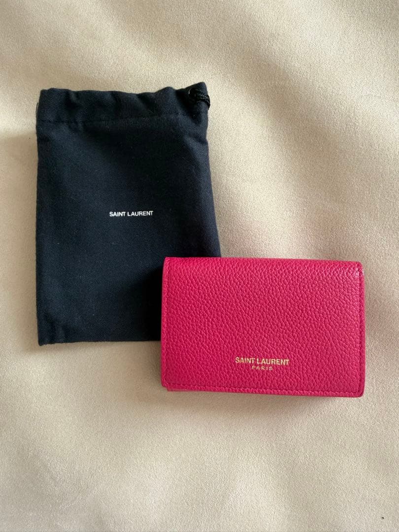 SAINT LAURENT】ピンク 三つ折り財布 牛革｜YSL ピンク 三つ折り財布