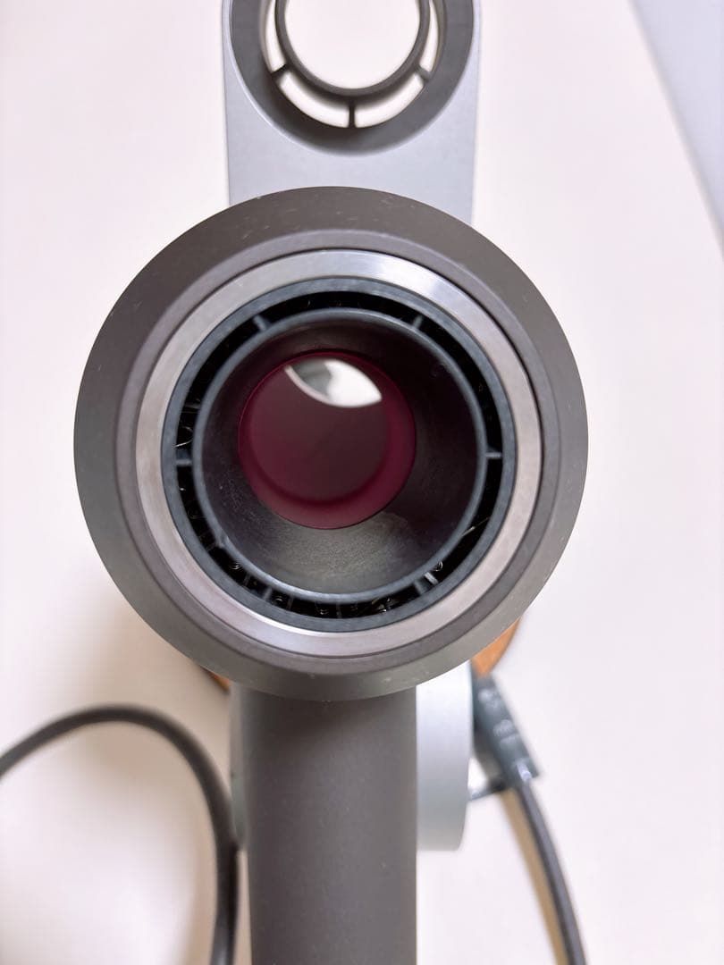 Dyson Supersonic ヘアドライヤー HD03 使用期間3年弱