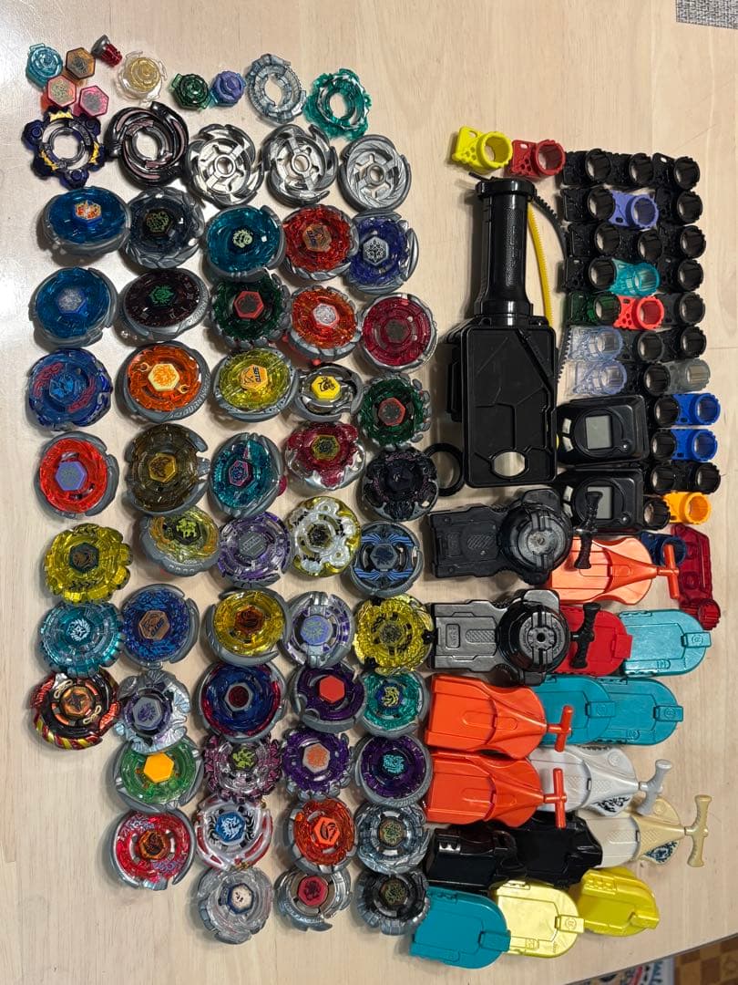 メタルファイトベイブレード　まとめ売り　大量　引退品　限定品あり メタルファイトベイブレード まとめ売り 引退品 大量｜Yahoo!フリマ