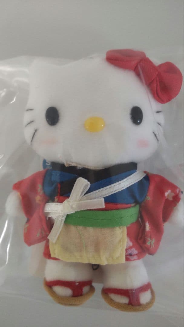 ご当地キティぬいぐるみ　和服マスコット