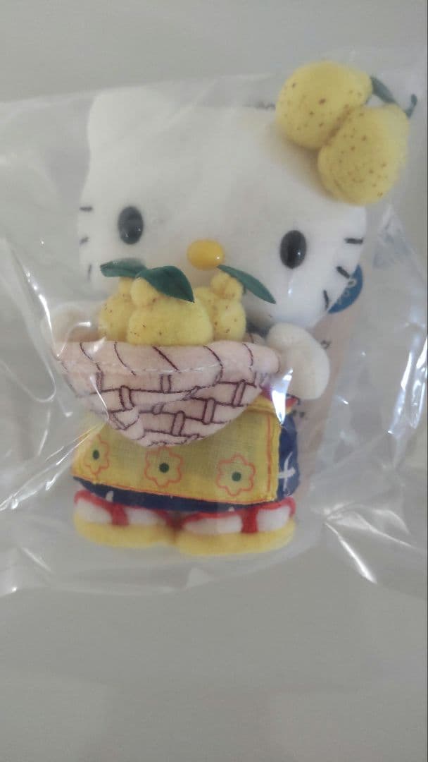 ご当地キティぬいぐるみ　和服マスコット