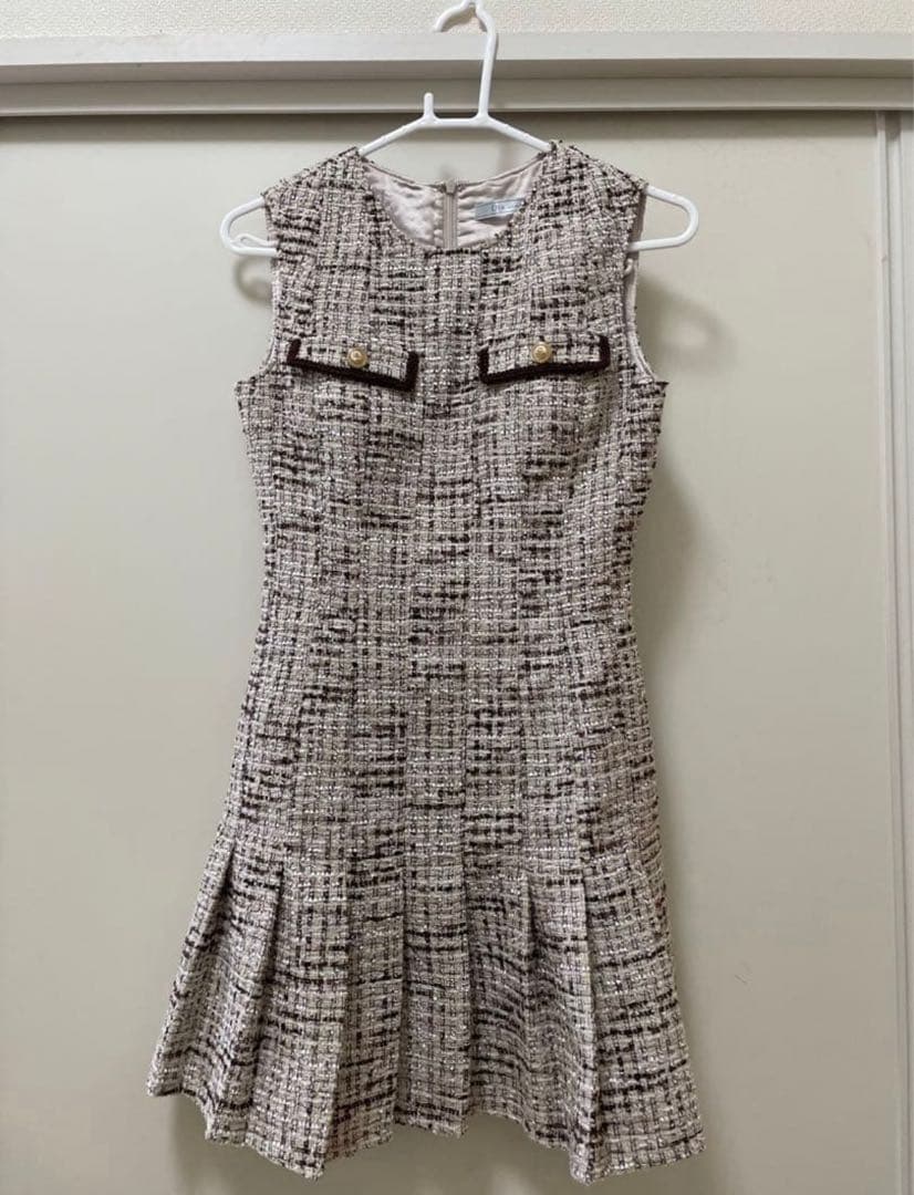 DEA. by ROBE de FLEURS ラメツイード×プリーツキャバドレス