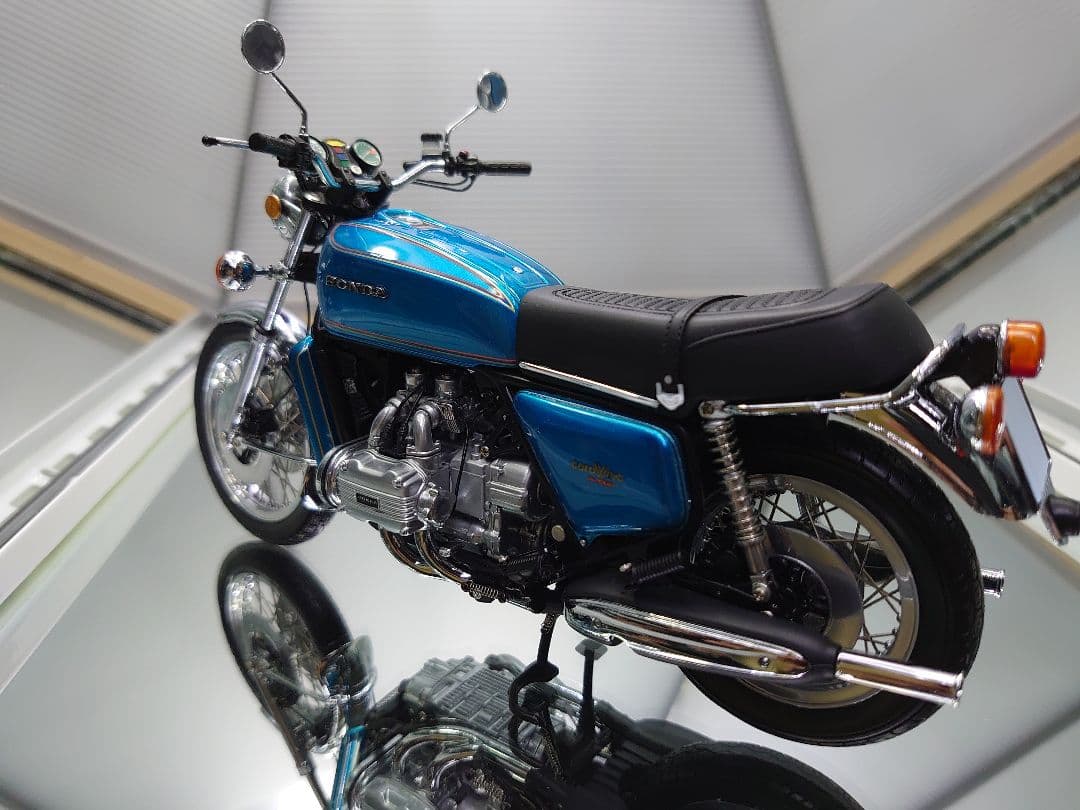 MINICHAMPS　HONDA　ゴールドウイング　1975