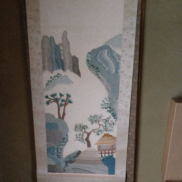 掛け軸　戸塚刺繍