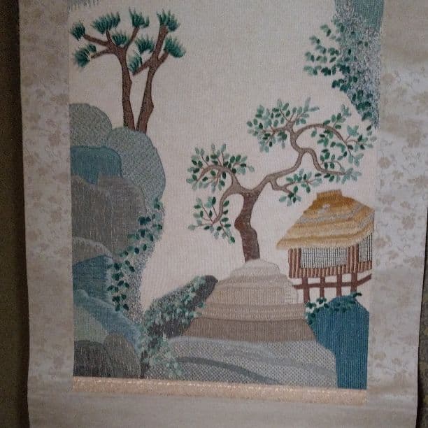 掛け軸　戸塚刺繍