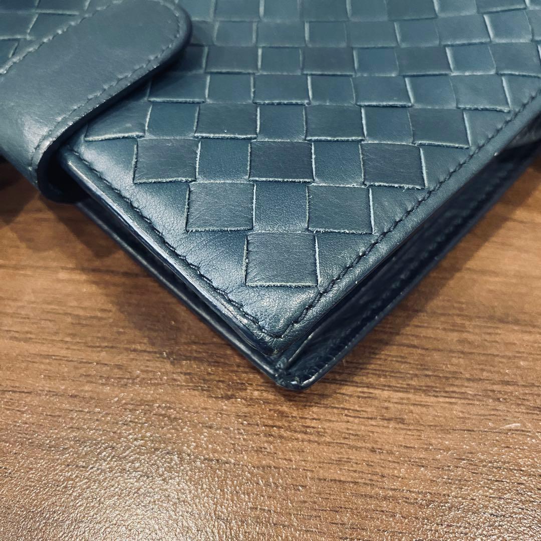 BOTTEGA VENETAボッテガヴェネタ イントレチャート二つ折り財布