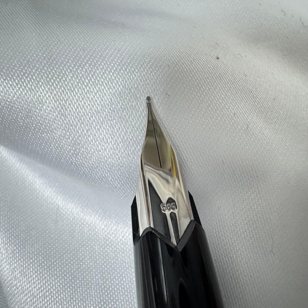 モンブラン 万年筆 木軸 585刻印 14K 未使用 本体のみ グレー