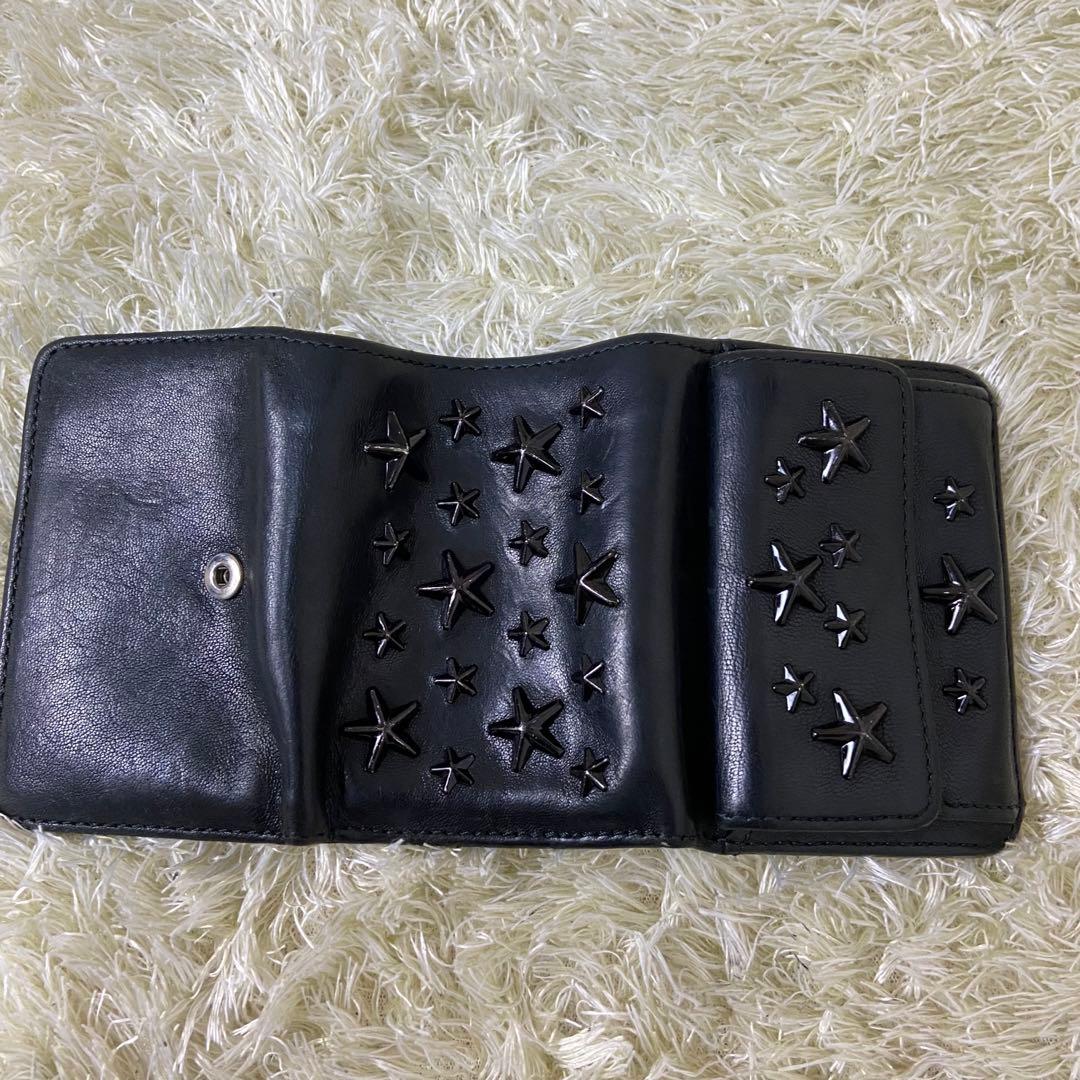 ジミーチュウ　三つ折り財布　ブラック　スタッズ　レザー　折り財布　ニーモ　星　黒