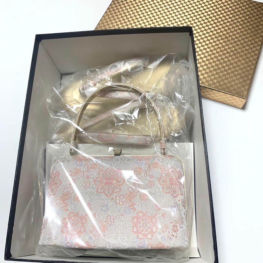 happyhappy8◆231◆和装用バッグと草履のセット（ピンク・金色）