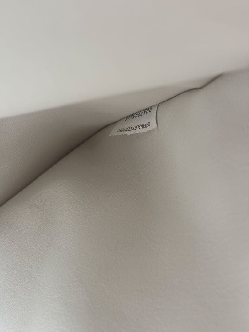 【正規品】Bottega Veneta ボッテガヴェネタ　スモールジョディ　白