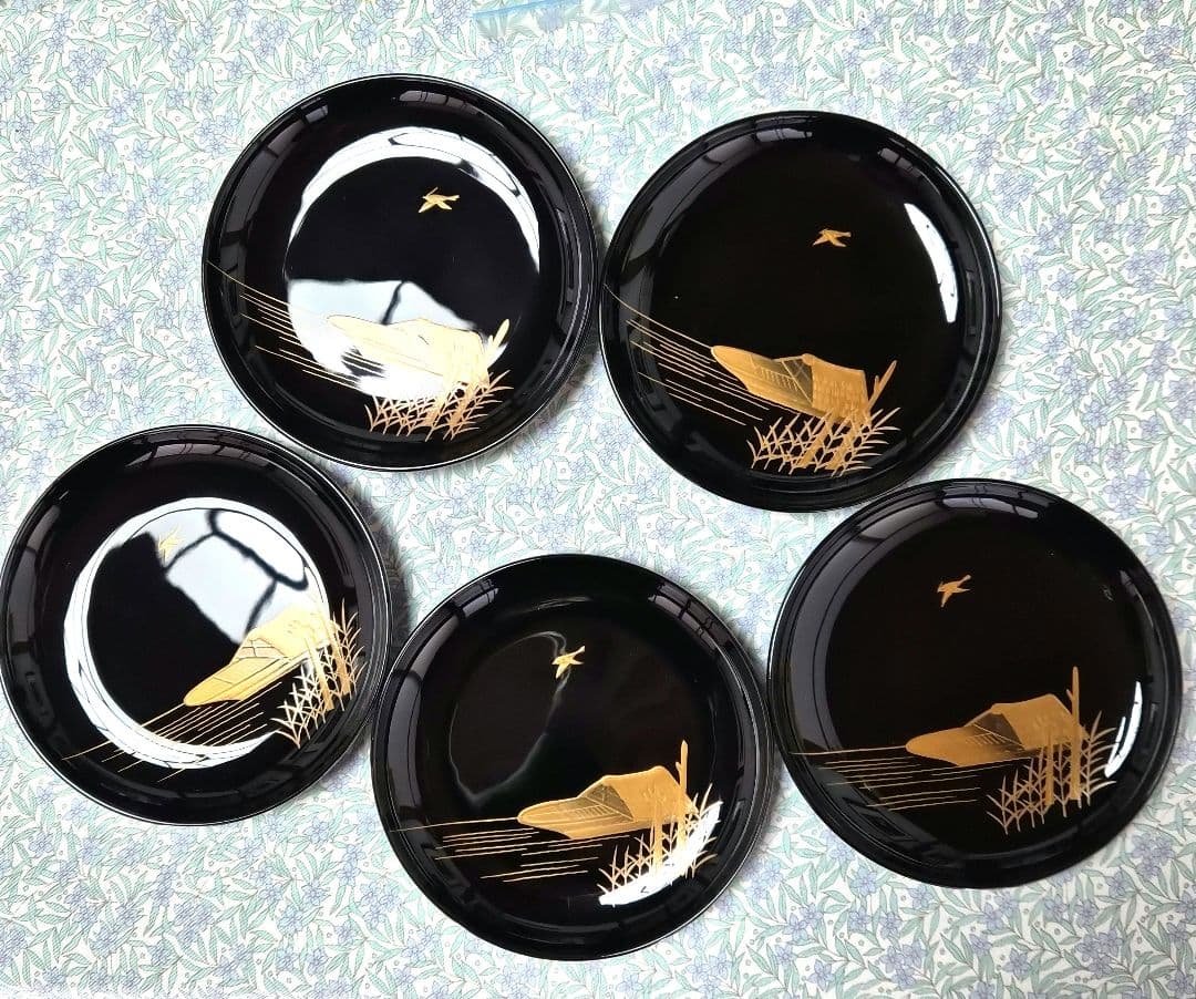 黒塗祥水引蒔絵　銘々皿5【未使用】お箱、ウコンの布付き