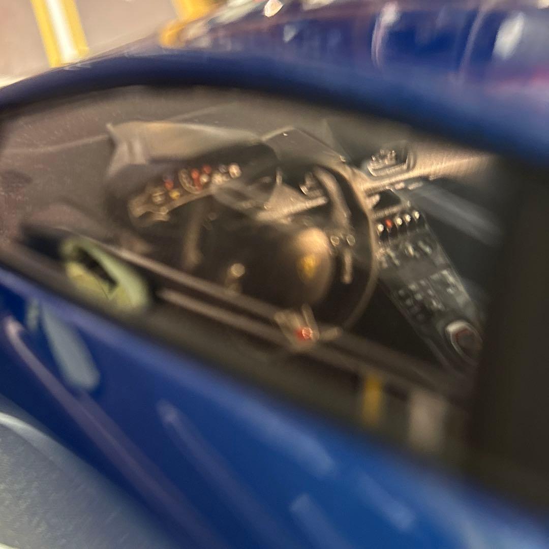 京商 1/18 ランボルギーニ ウラカン LP610-4 ブルーメタリック