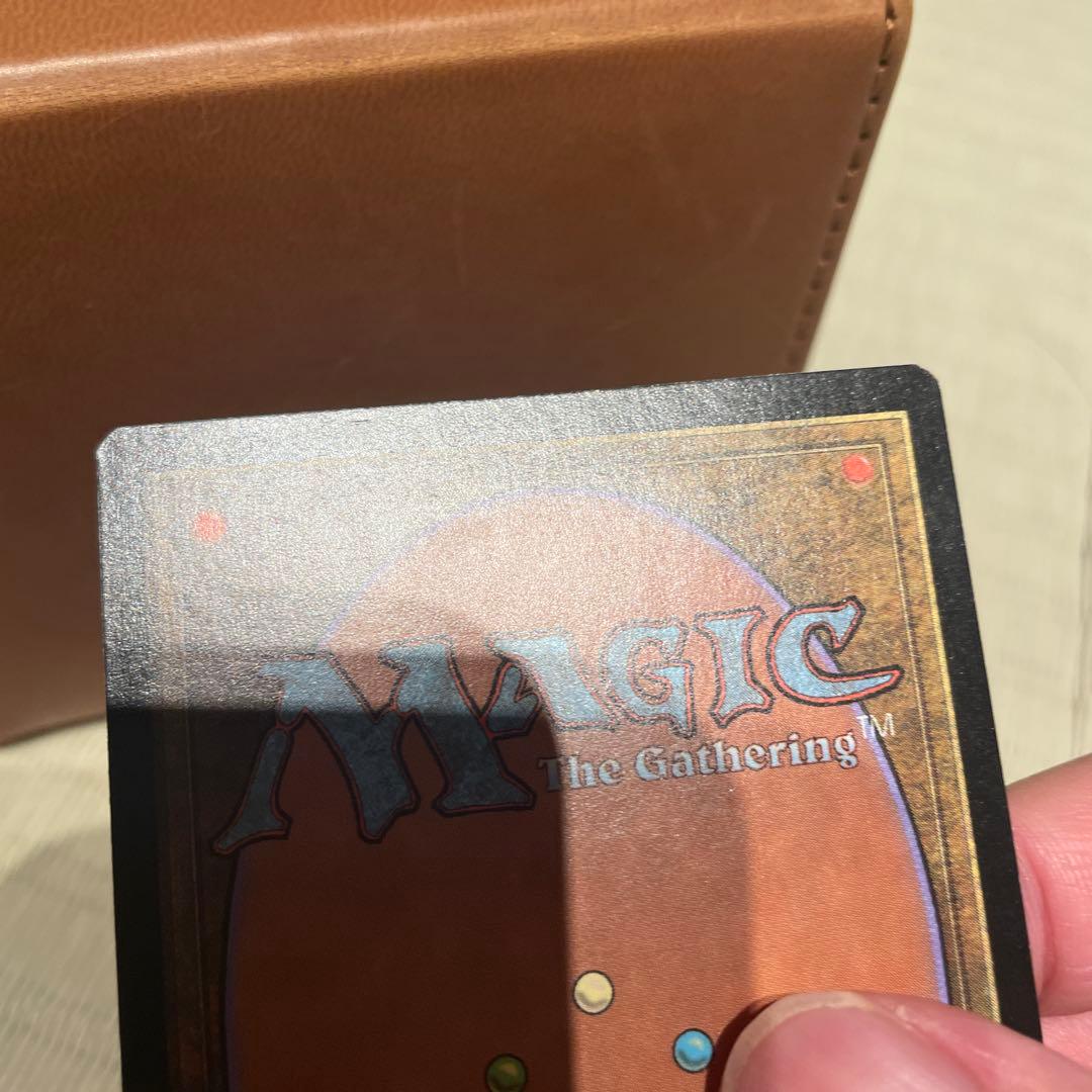 古えの墳墓　英語版