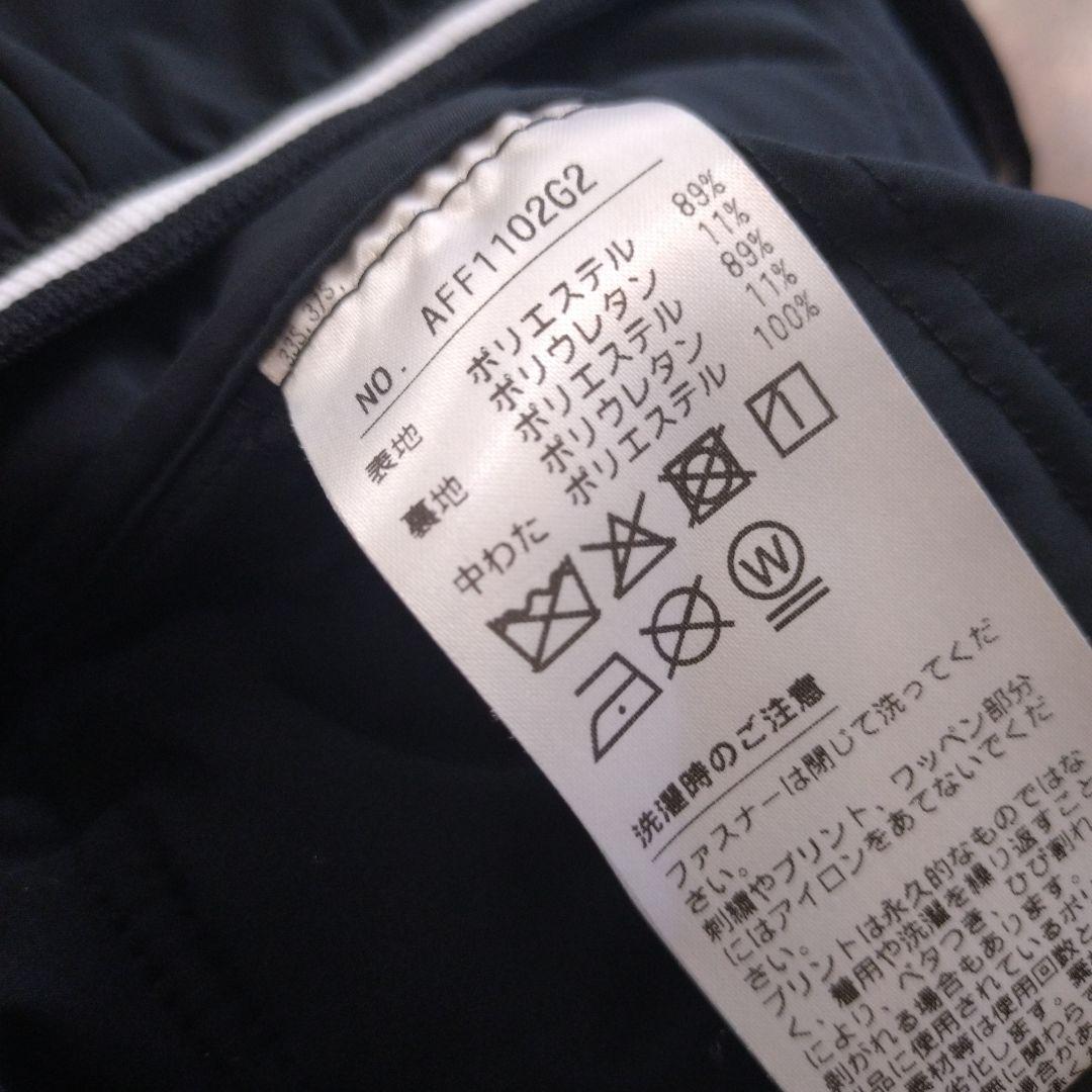 and per se フード付きジャケット 黒