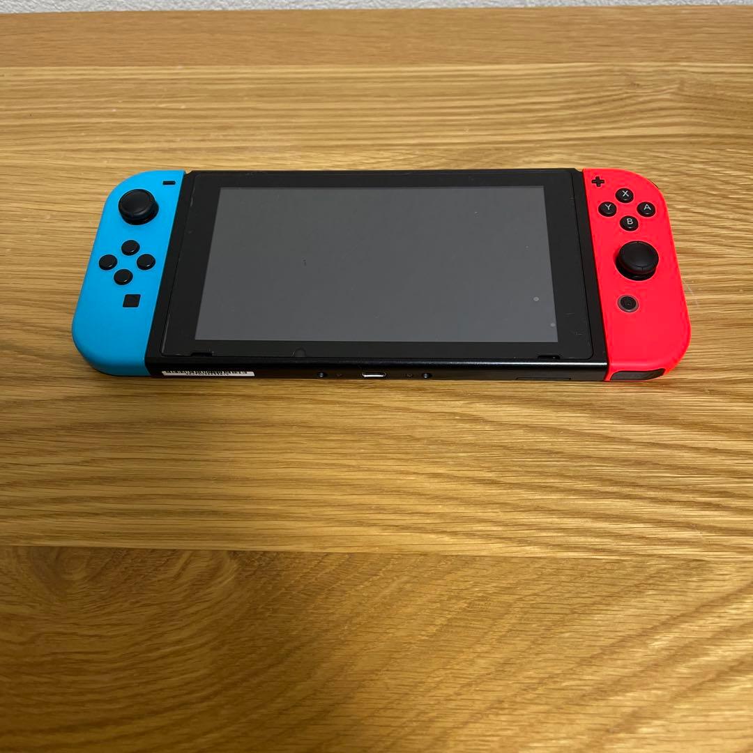 任天堂switch 本体 その他付属品付き(箱、ジョイコングリップ無し)
