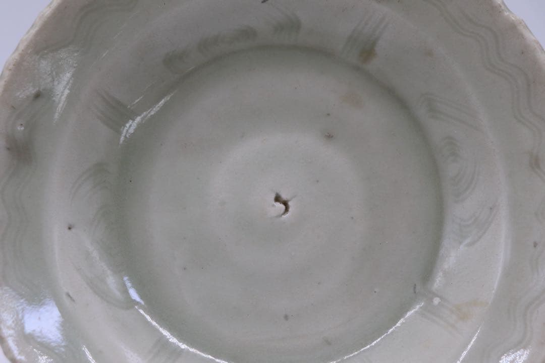 中国 青磁 皿 龍泉窯 アンティーク 送料込み250816 中国 青磁 皿 龍泉