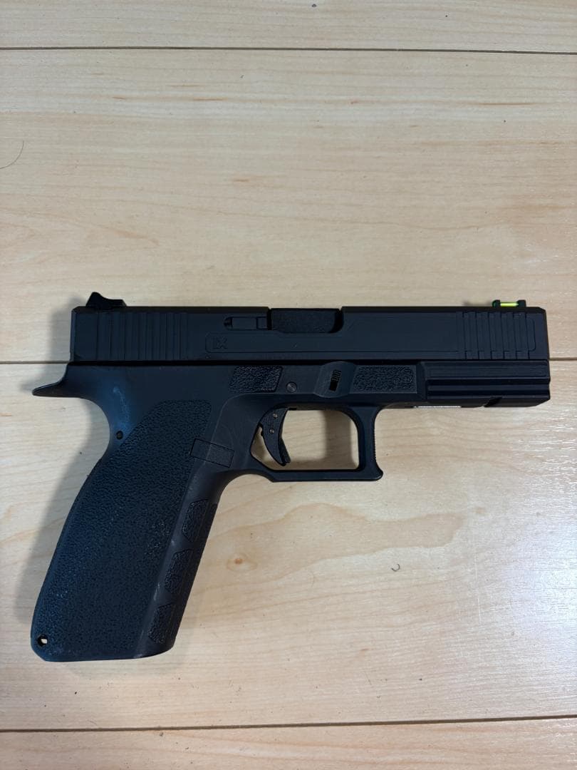 Carbon8 STRIKER-9S BK ストライカー9S CO2 おまけ付