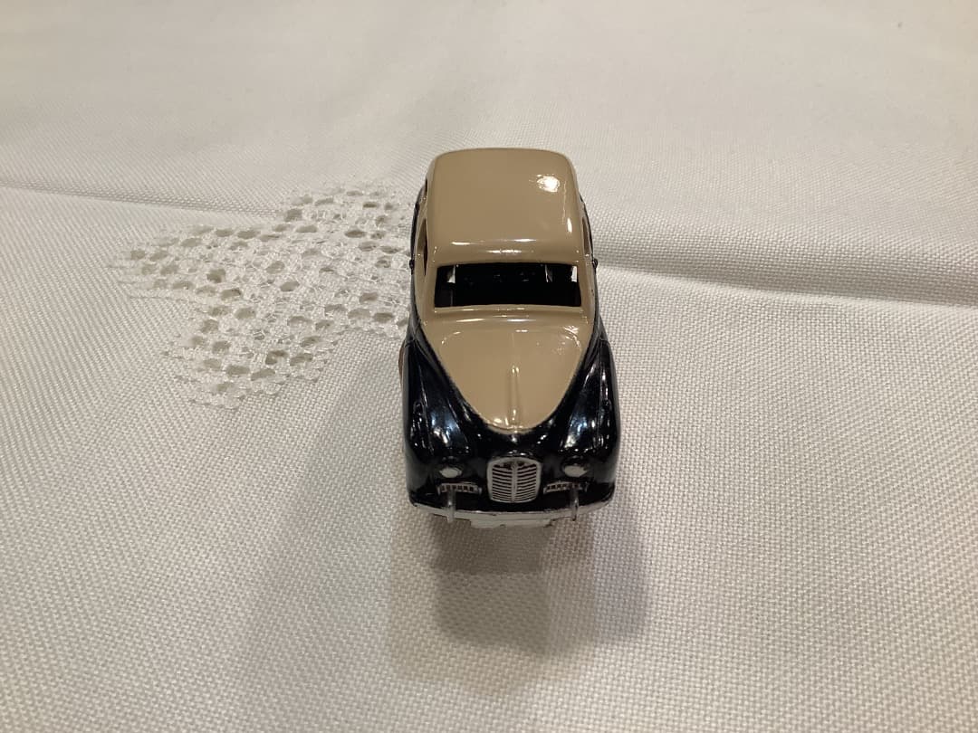 美品　DINKY TOYS AUSTIN SOMERSET ミニカー
