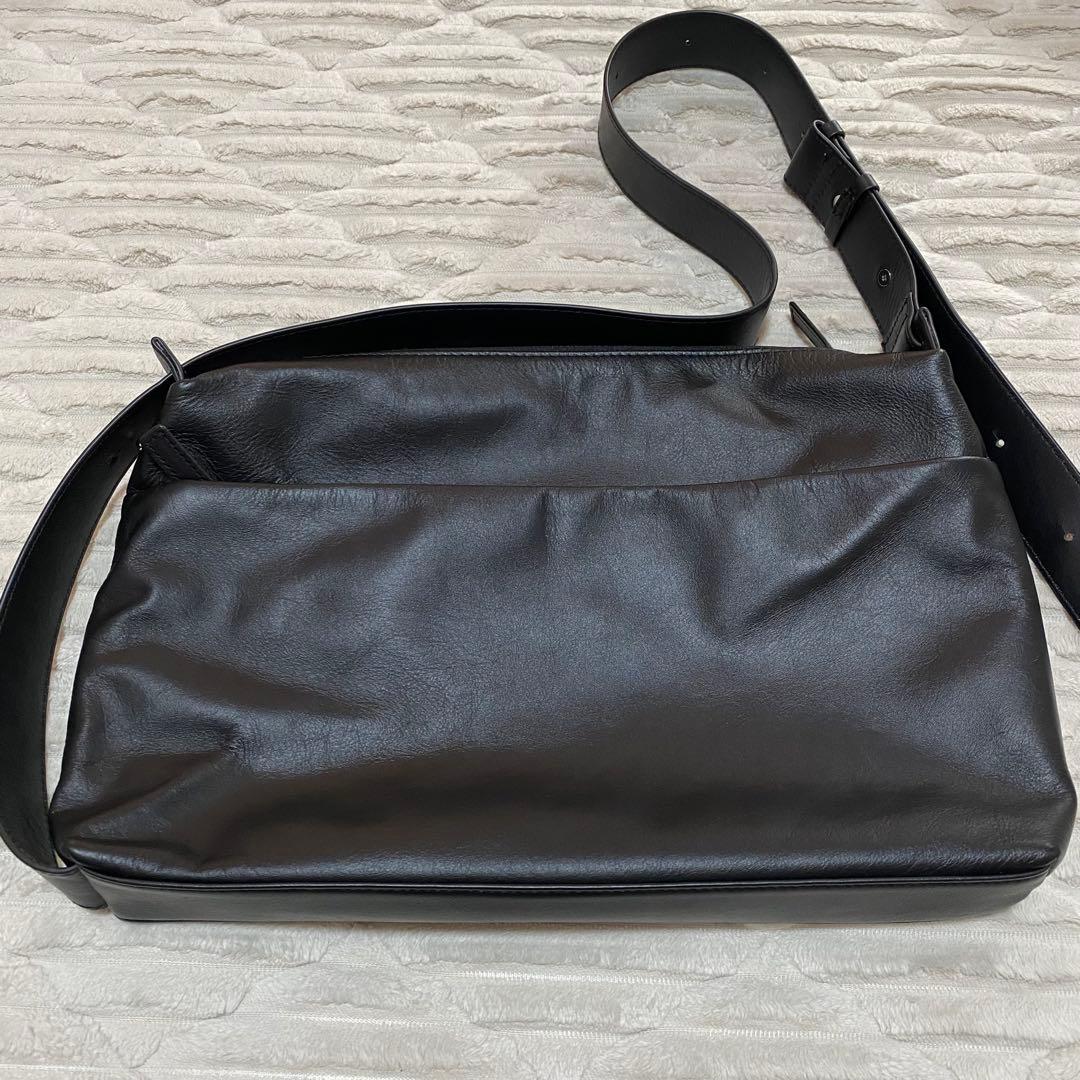 ear papillonner 2WAYレザーショルダーバッグ イアパピヨネ