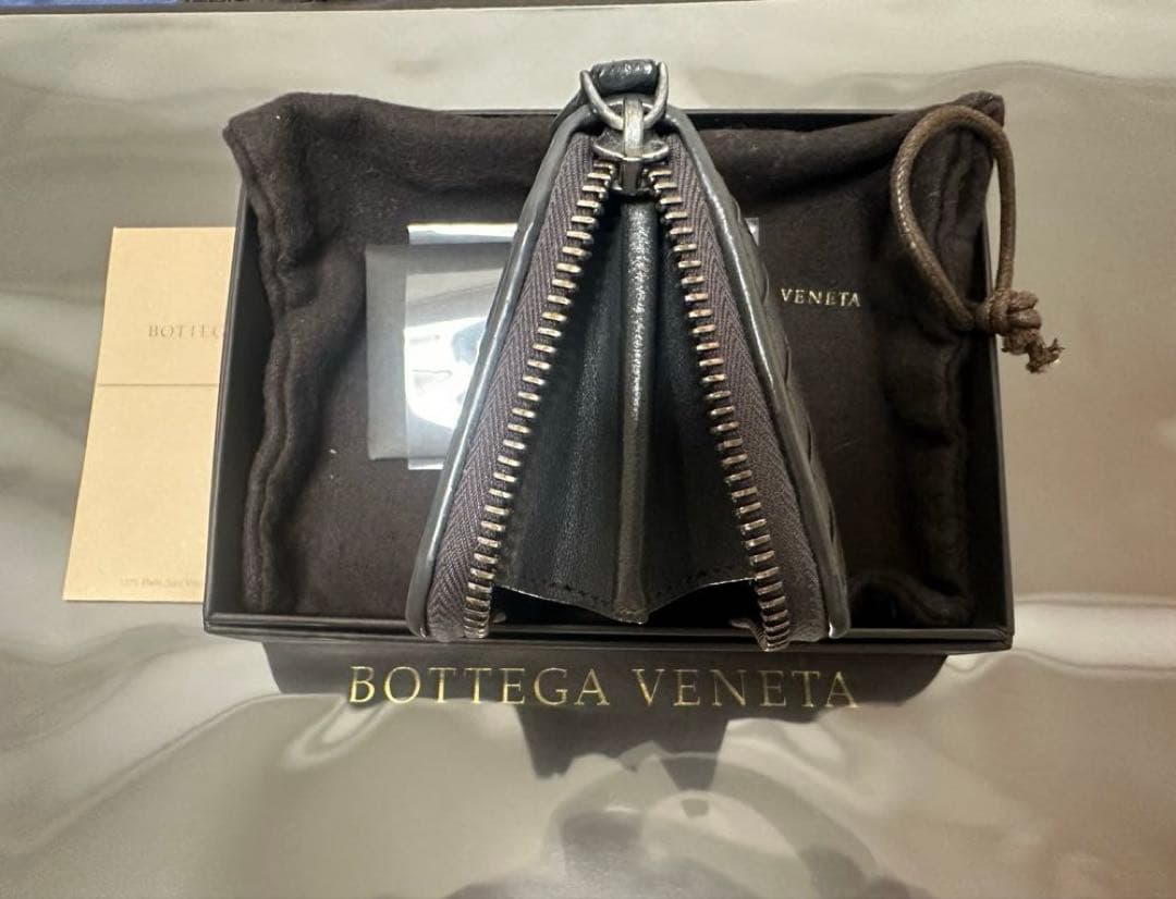 【付属品付】ボッテガヴェネタ イントレチャートケース/ラム/灰1️⃣✨✨