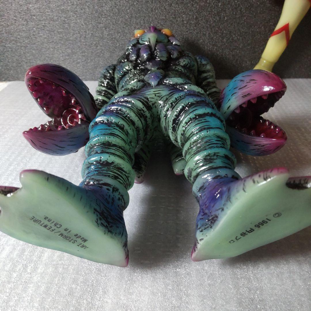 楳図かずお版 ウルトラマン＆バルタン星人 グローver. 2体セット