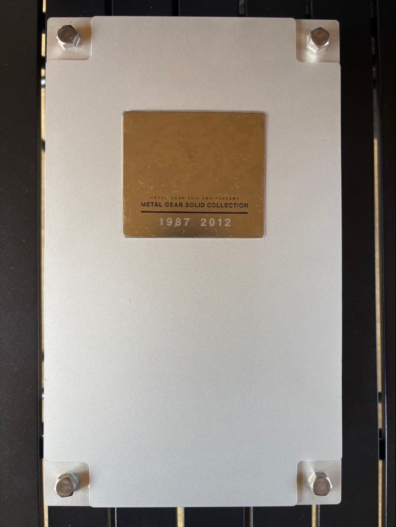 画材 The Art of L GEAR SOLID I-IV