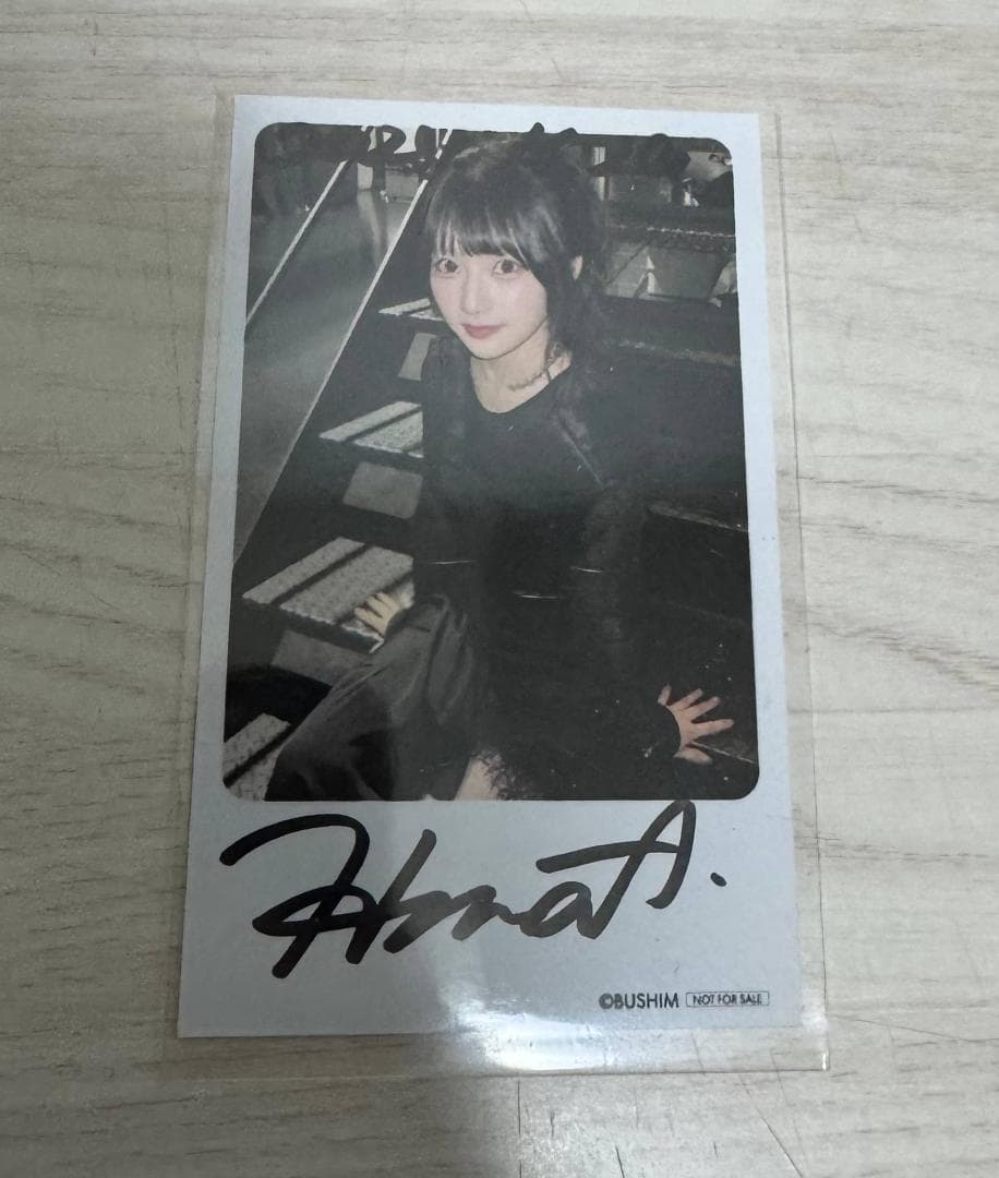 青木陽菜 BLUE TRIP 直筆サイン チェキ風フォトカード① - メルカリ