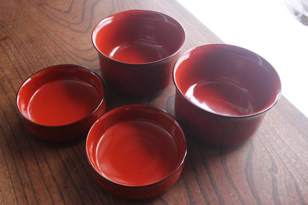 デッドストック！上質朱漆に風情ある網目文の映える筒形大椀2