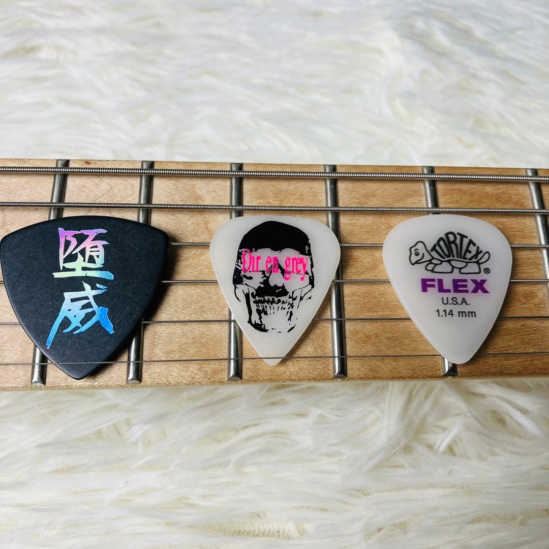 激レア DIR EN GREY EDWARDS ミニギター Dieモデル サイン - メルカリ