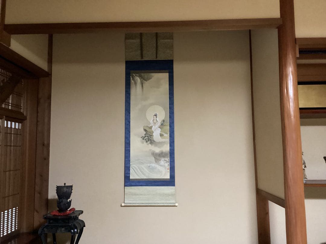 O-1 養流の観音 水墨画 掛け軸 観音様 華泉 年代物