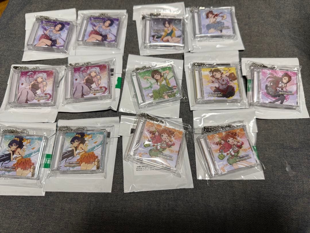 アイマス　トレーディングCD風キーホルダー アイドルマスター シンデレラガールズ 公式ステンドグラス風