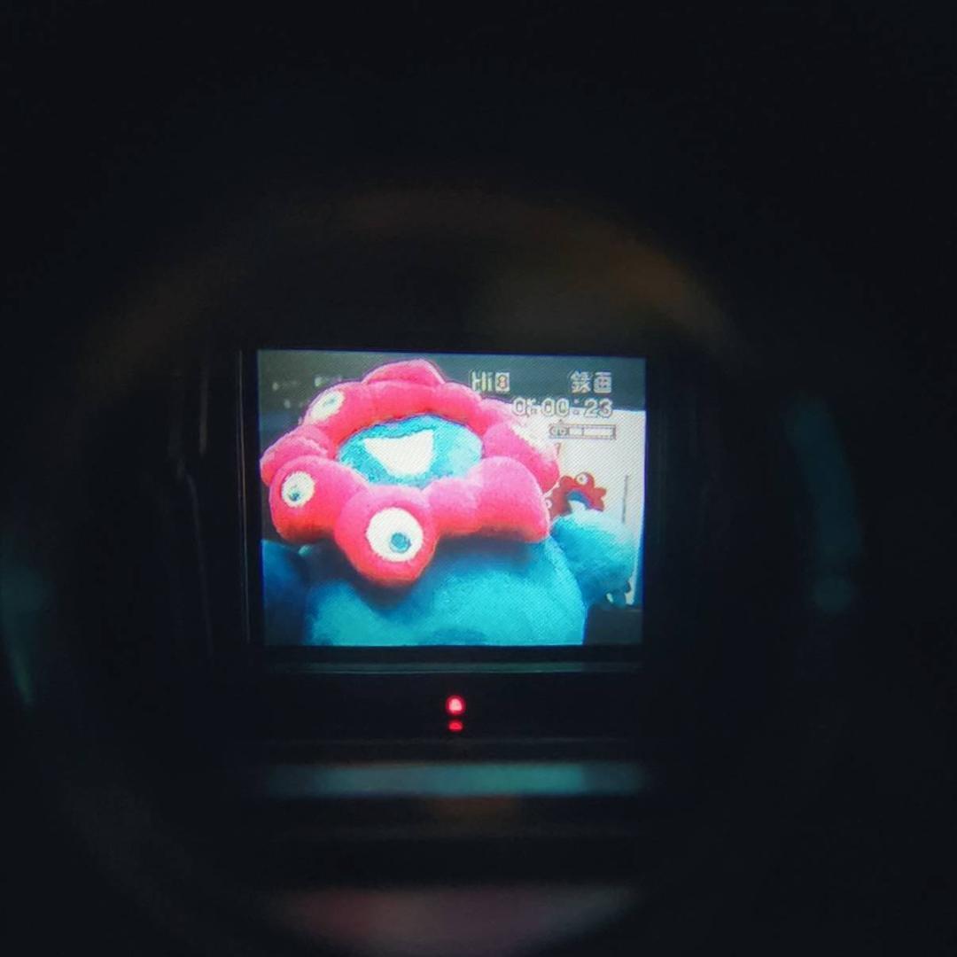 【動作確認済】SONY 高画質 Hi8 ビデオカメラ CCD-TR1 セット