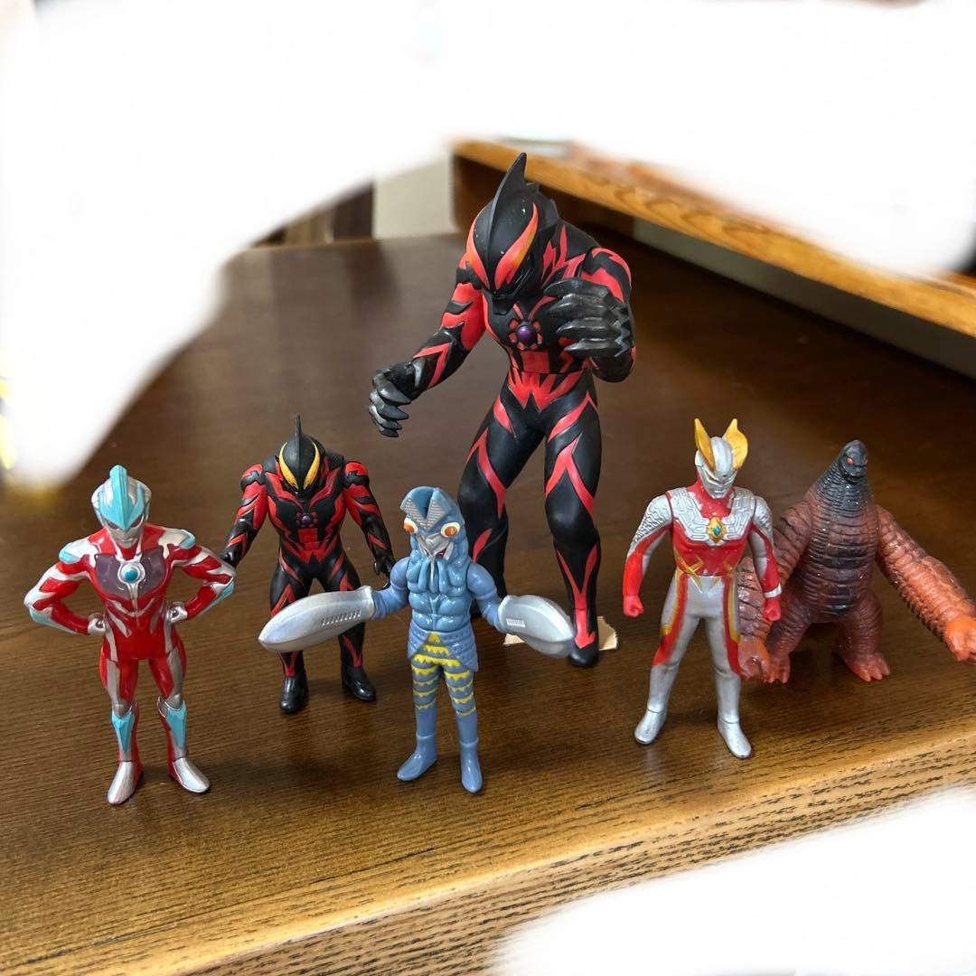 ウルトラマン　ソフビ　怪獣　まとめ売り
