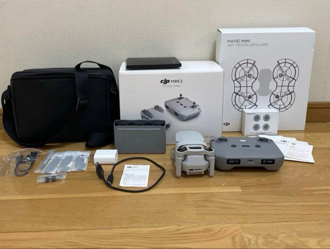 【国内正規品/付属品多数】DJI MINI 2 Fly More コンボ Amazon.co.jp: DJI Mini 2 Fly Moreコンボ、リモートID対応