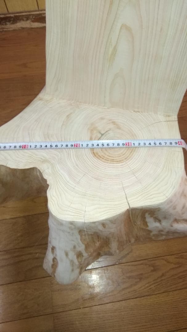 檜　切り株の椅子　丸太　背もたれ付き