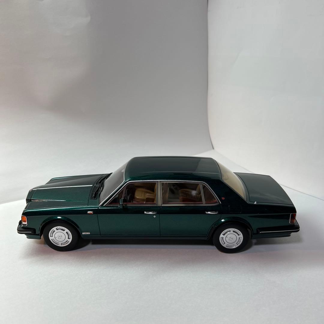 1/18 GTS ベントレーダーボー（ホォレストグリーン）